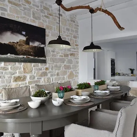 Paros Sleeps 10 Pool Air Con Wifi T478597 فيلة
