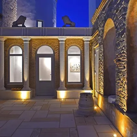 Paros Sleeps 10 Pool Air Con Wifi T478597